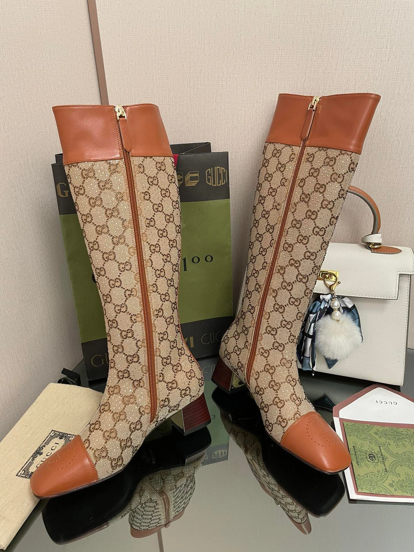 coco- heel height ：4.5CM Sheepskin item:B-X198J2002
